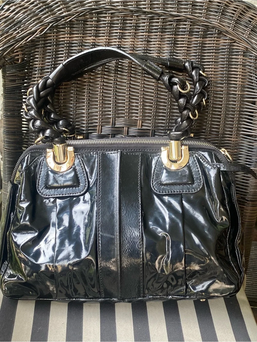 The Unbranded Brand sophisticated black